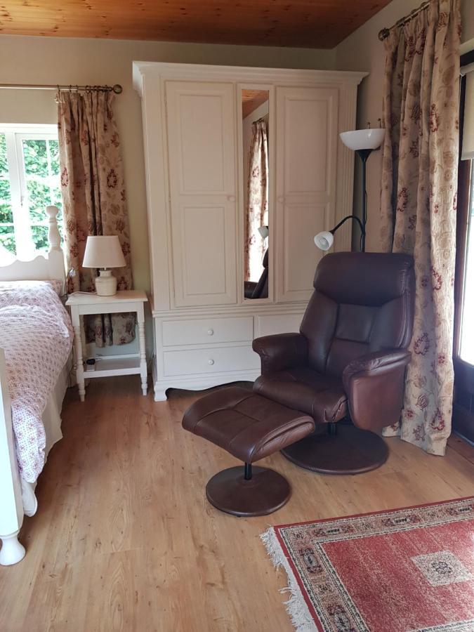 Brookvale Bed & Breakfast Wellingtonbridge Bagian luar foto