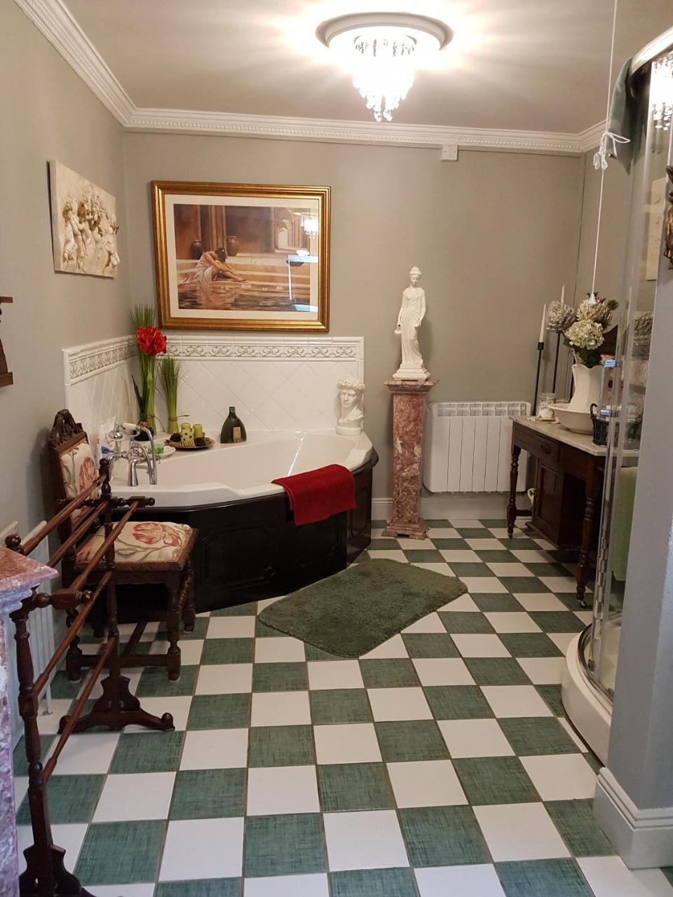 Brookvale Bed & Breakfast Wellingtonbridge Bagian luar foto